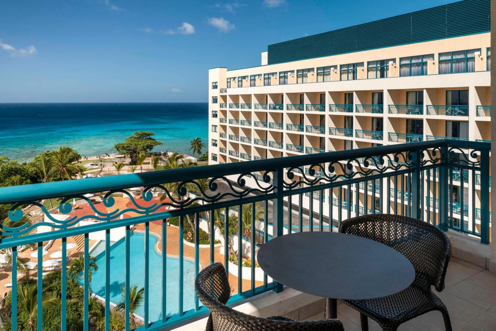 Hilton Barbados Resort 4*